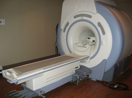A picture of the 3T MRI machine